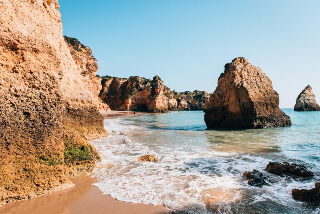 Praia dos Tres Irmaos